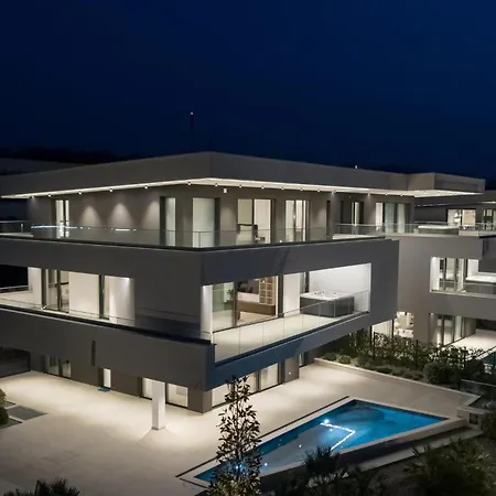 Lovely Apartment In Malinska *