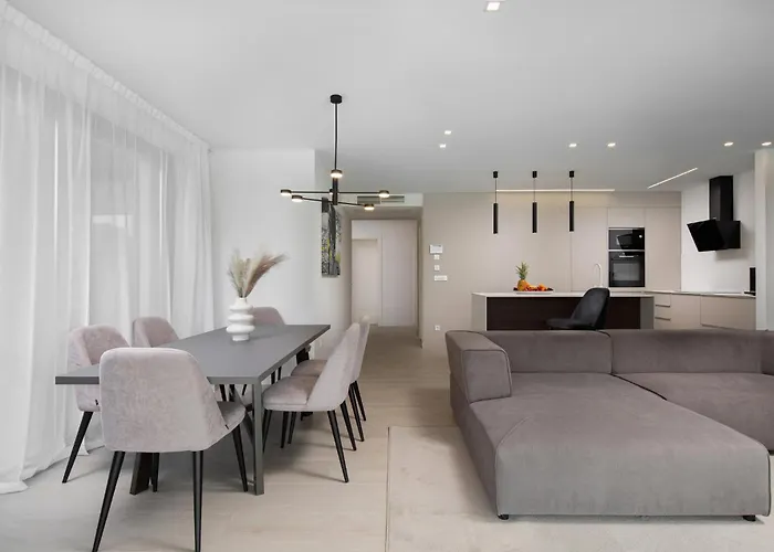 Nice Apartment In Malinska Appartamento