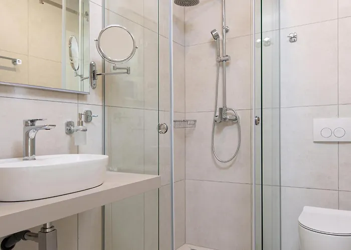 Nice Apartment In Malinska Appartamento *