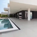 Lovely Apartment In Malinska * 말린스카